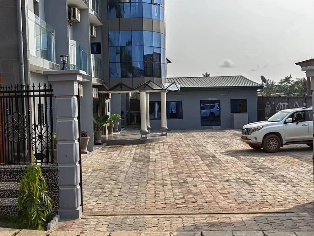 Manbou Hotel