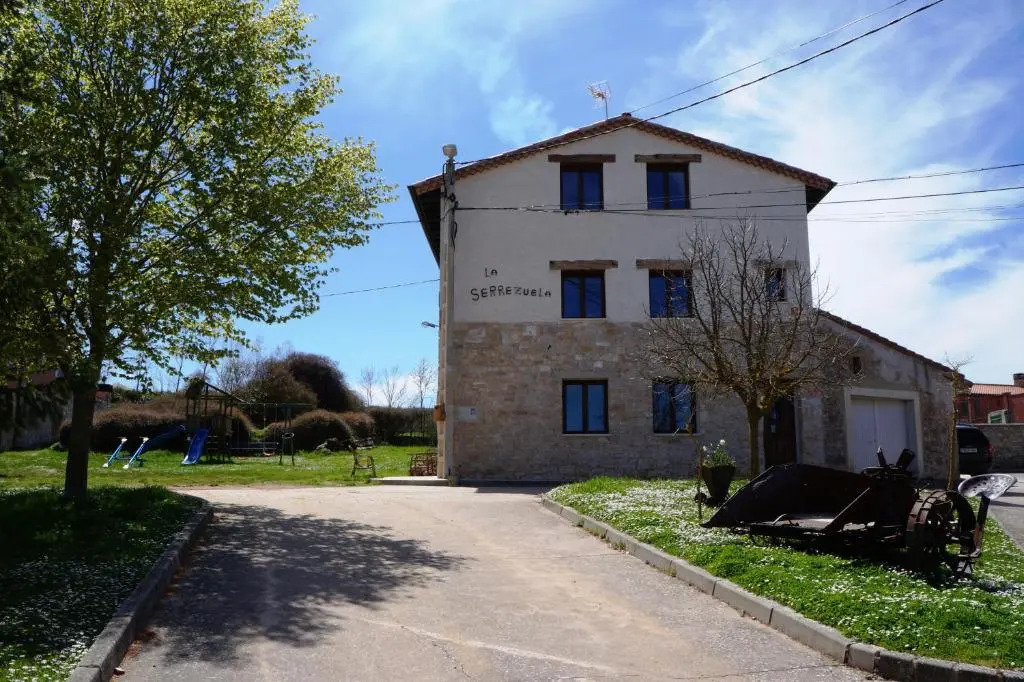 Casa Rural Bioenergética La Serrezuela