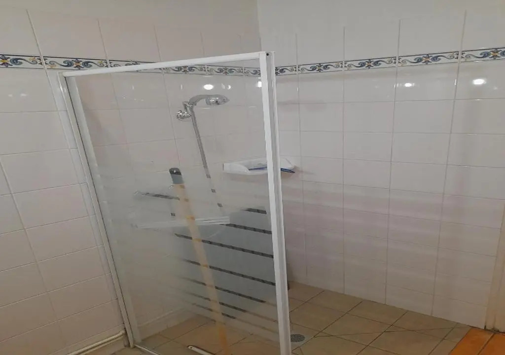 LOGEMENT T2 PMR piscine Privée 400m de la Plage