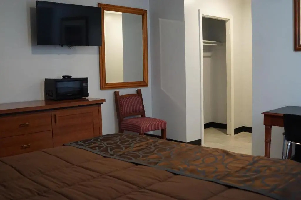Sunrise Inn