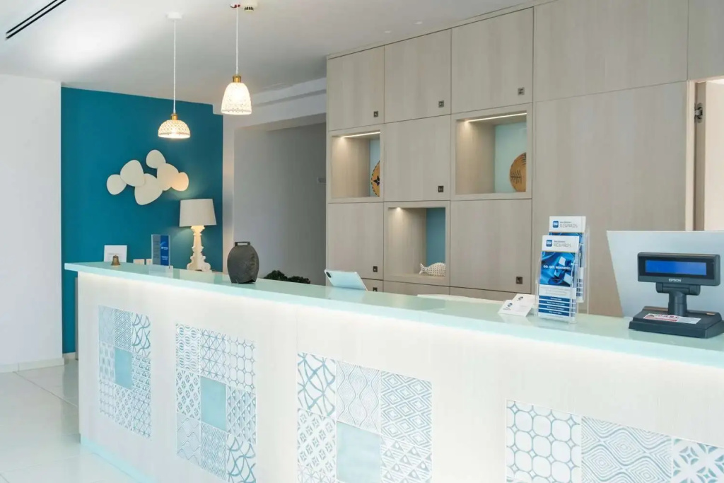 Hotel Blumarea, BW Signature Collection