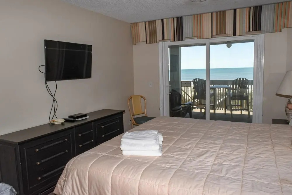 Sand Trap Villas B1 by Seaside Vacations
