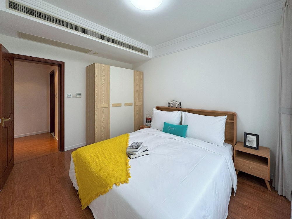 Tyms 3BR 2BA Apt  Gubei Fully Furnished