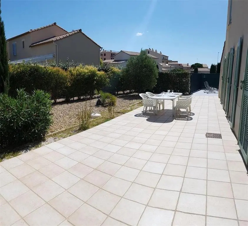 GB3-42 : NARBONNE-PLAGE : Villa 4 pièces 7 couchages avec piscine privative
