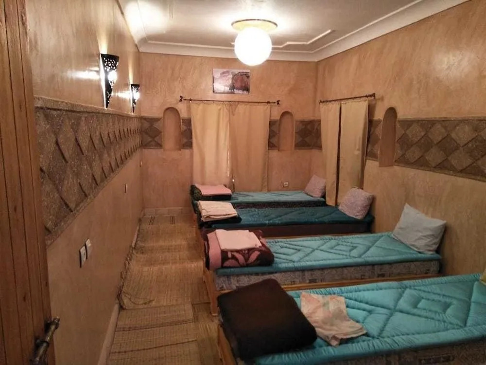 Gite Paradis d'Ait Bouguemez - Hostel