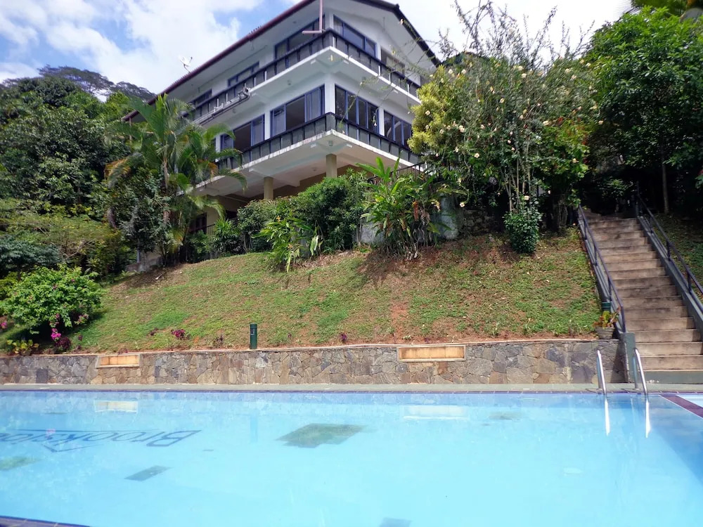 Brookside Resort