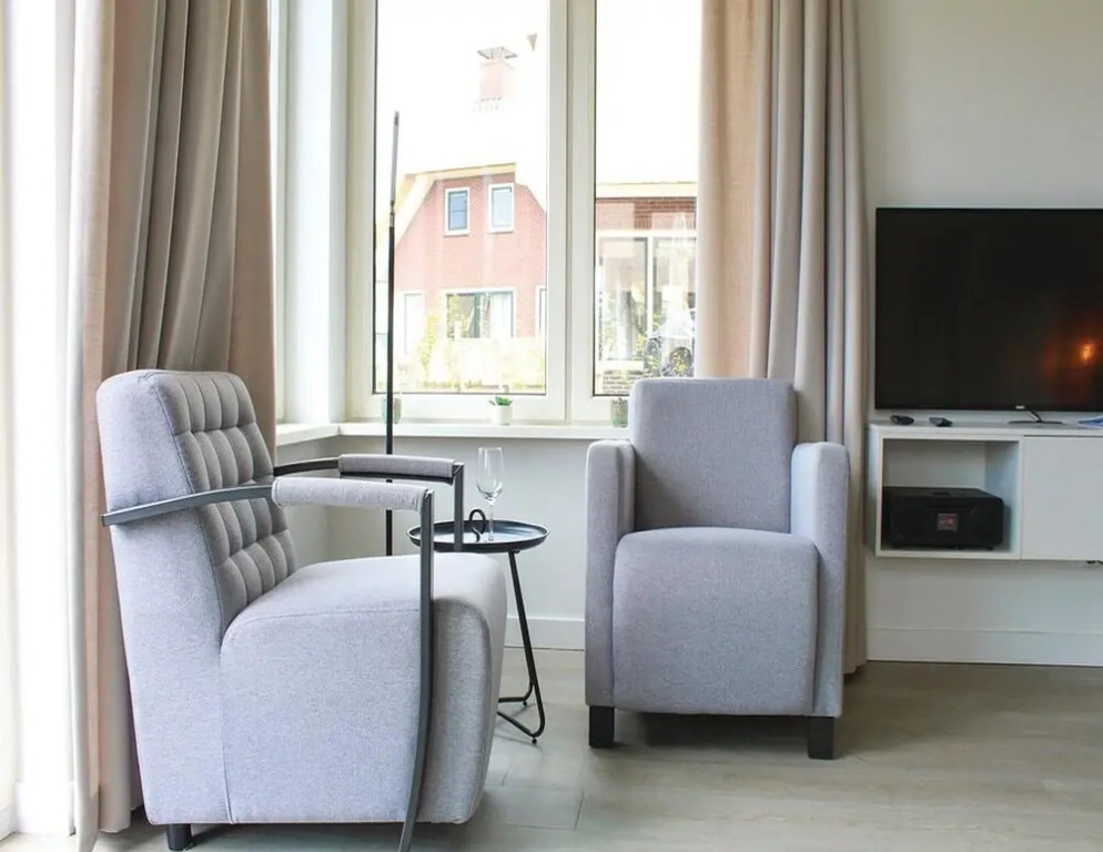 Villa in Friesland with Sauna and Jetty