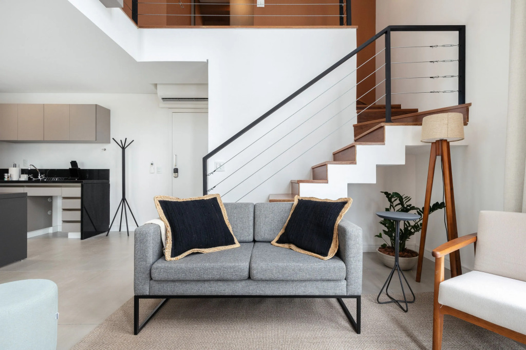 Duplex completo com terraço privativo | Jardim Paulista