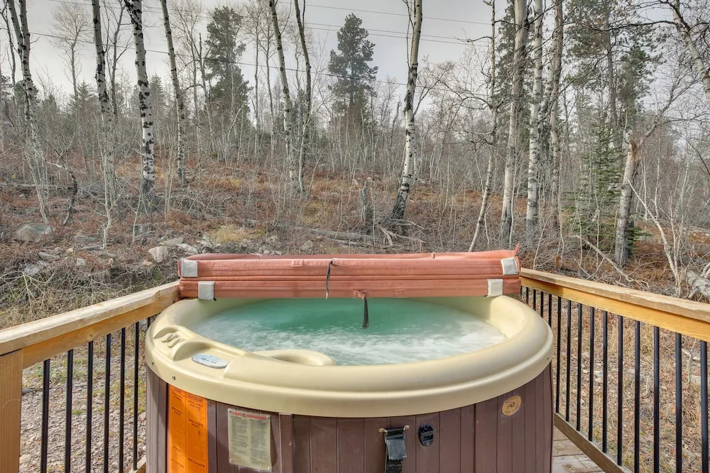 Spacious Terry Peak Cabin < 1 Mi to Ski Lift