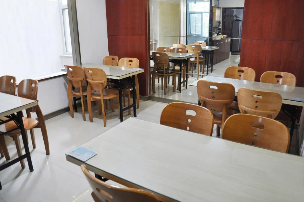Elan Inn Huai'An Hongze Lake Rt-Mart
