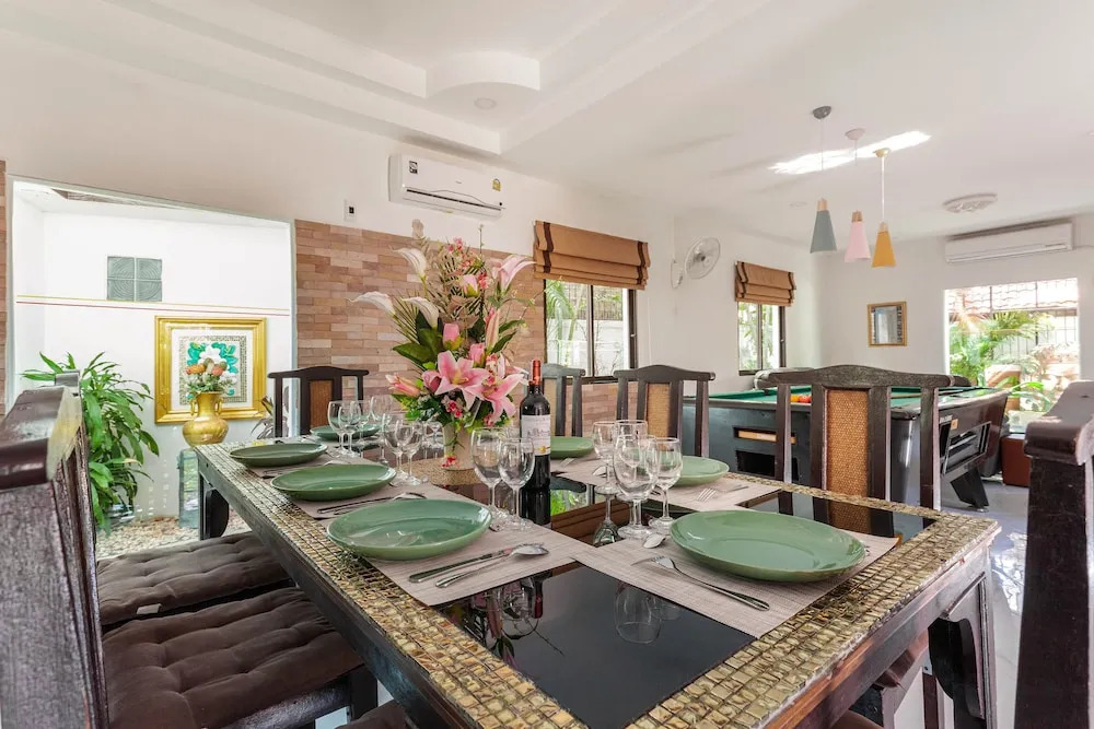 LUMALAND Luxury Pool Villa Pattaya Walking Street