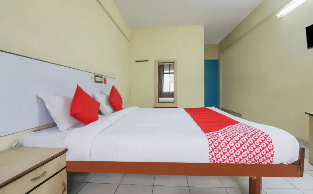 Hotel Hindustan by OYO Rooms