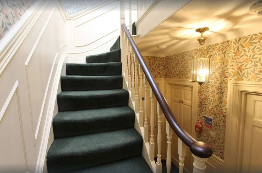 1 Craven Hill Gardens