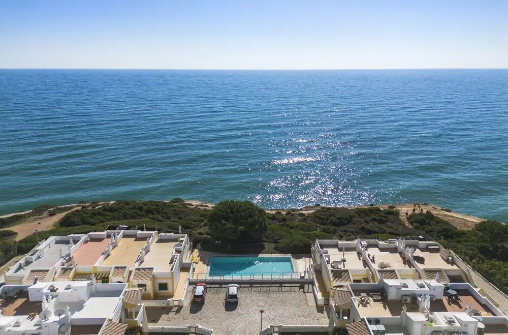 Seaside Apartment in Benagil With Terrace