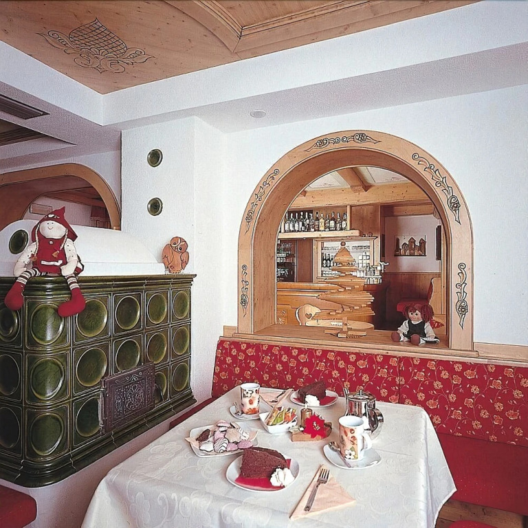 Hotel Zirmes
