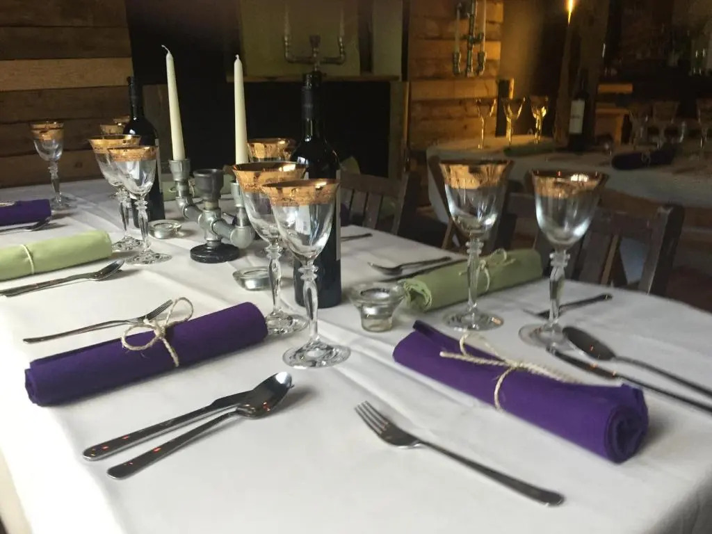 The Lodge Rooms