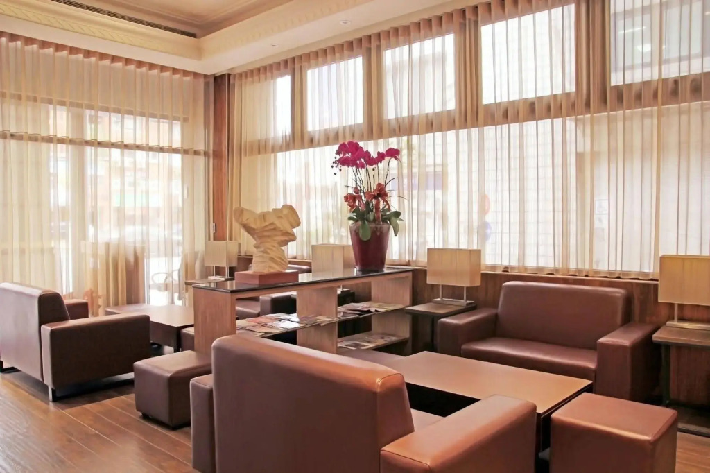Hej Taipei Arena Hotel