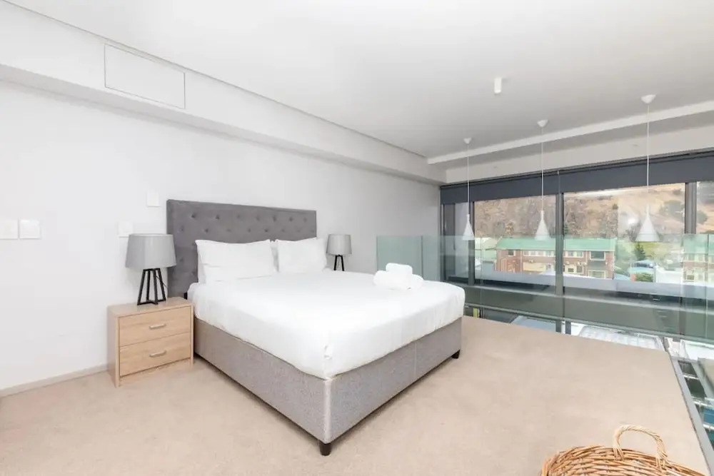 Plush Loft Apartment With Signal Hill View