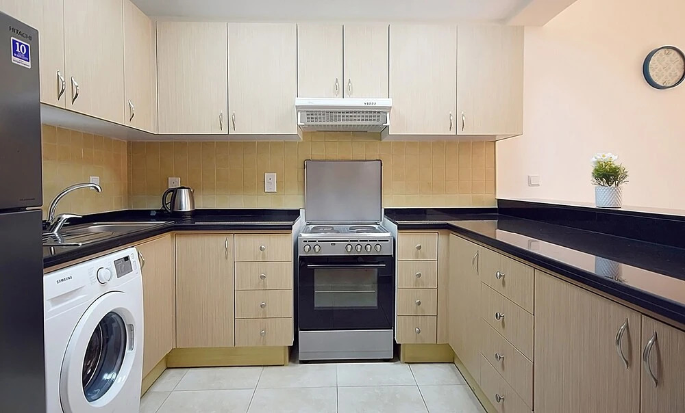Key Host  - Canal Residence Euro