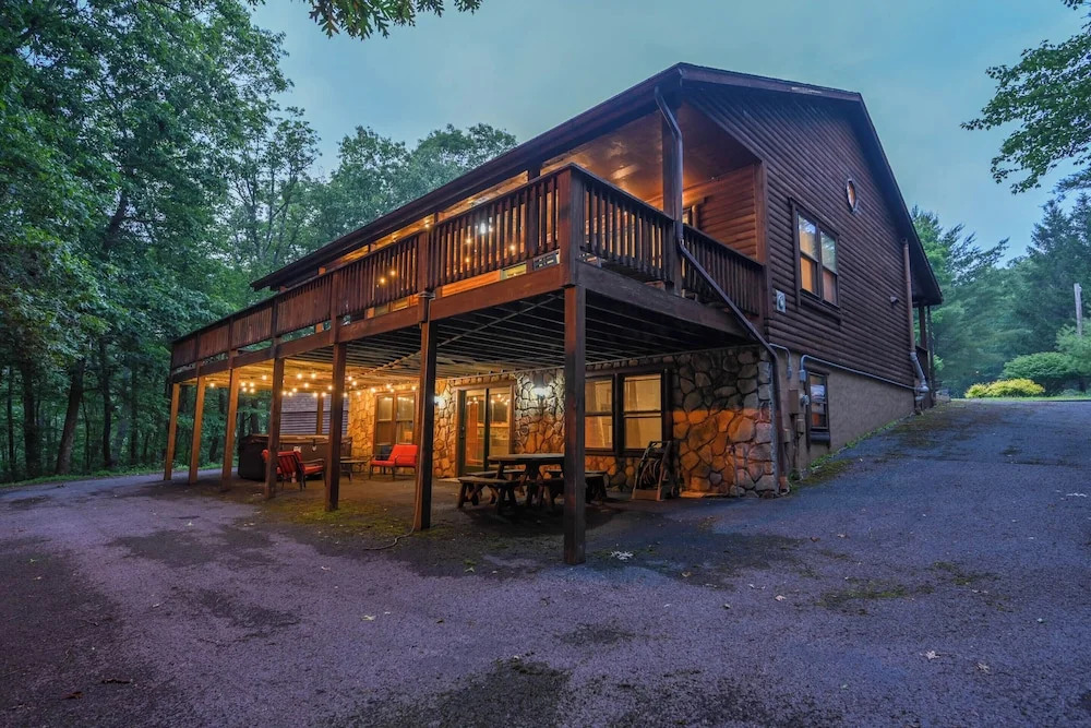 Zen Den by Taylor Made Deep Creek