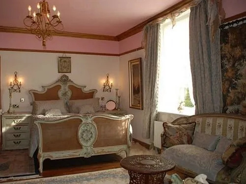 Priory House B&B And The Oriental Brewhouse Self Catering Accommodation