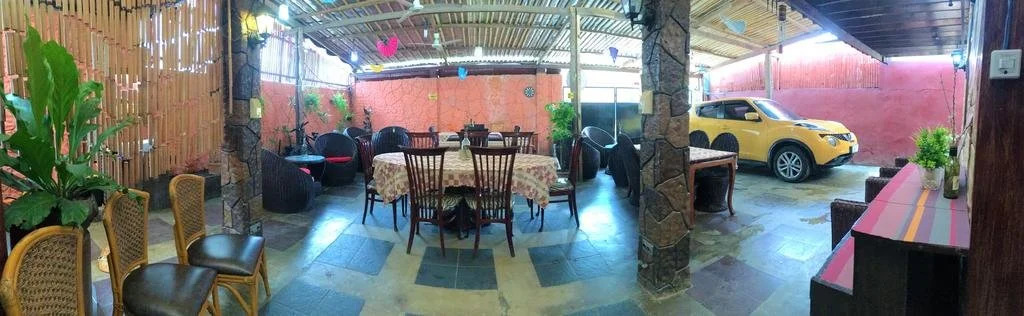 Residencia Katrina Bed and Breakfast