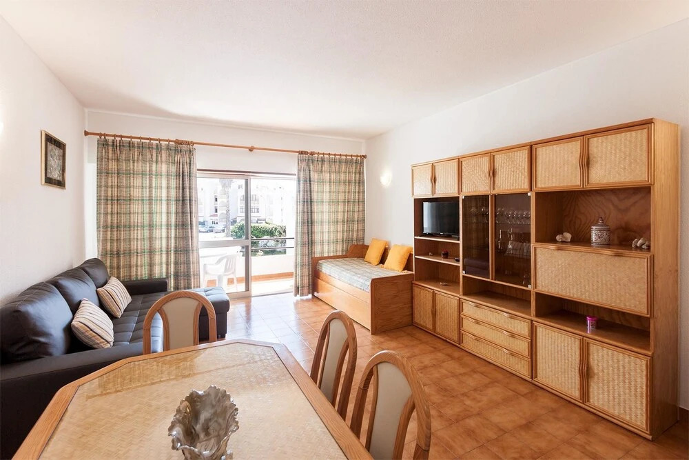 Apartment With one Bedroom in Albufeira, With Pool Access and Enclosed Garden