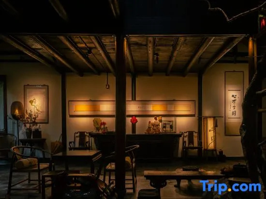 Zhujiajiao Jingting Inn