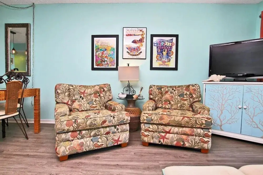 Seascape 102 - 2 Br condo
