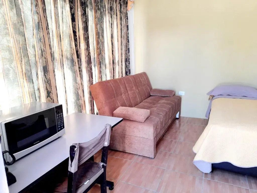 Suite amplia privada a 8 min del centro