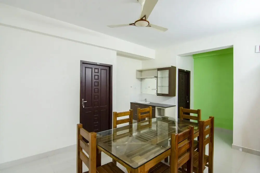 OYO Home 27788 Elegant Stay Near International Airport