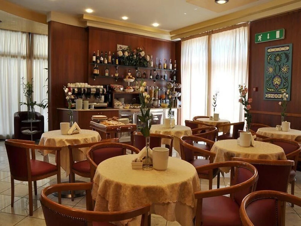Hotel Leonardo
