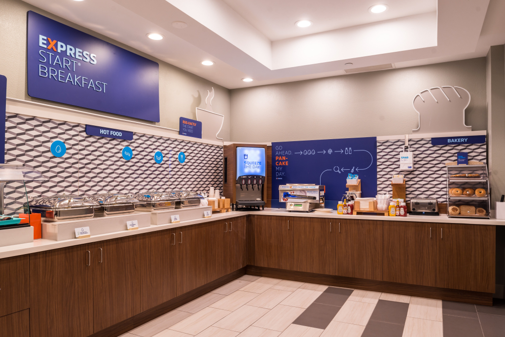 Holiday Inn Express Hotel & Suites Tampa-Anderson Road-Veterans Exp by IHG