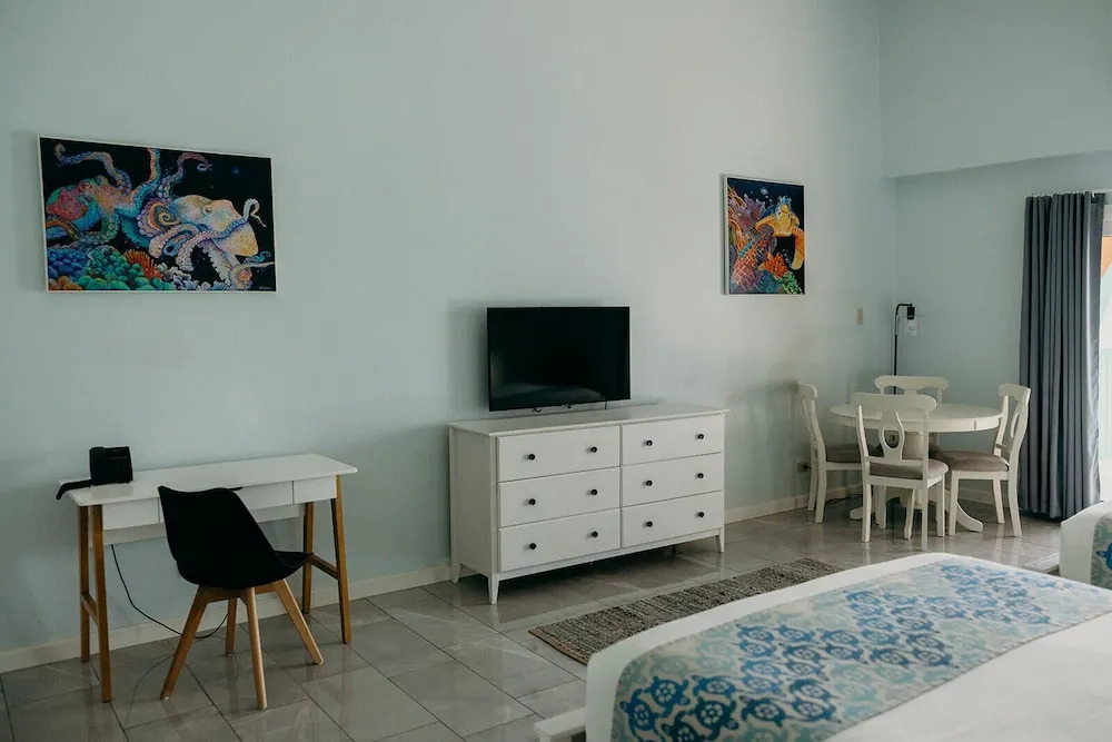 Grapetree Bay Hotel and Villas