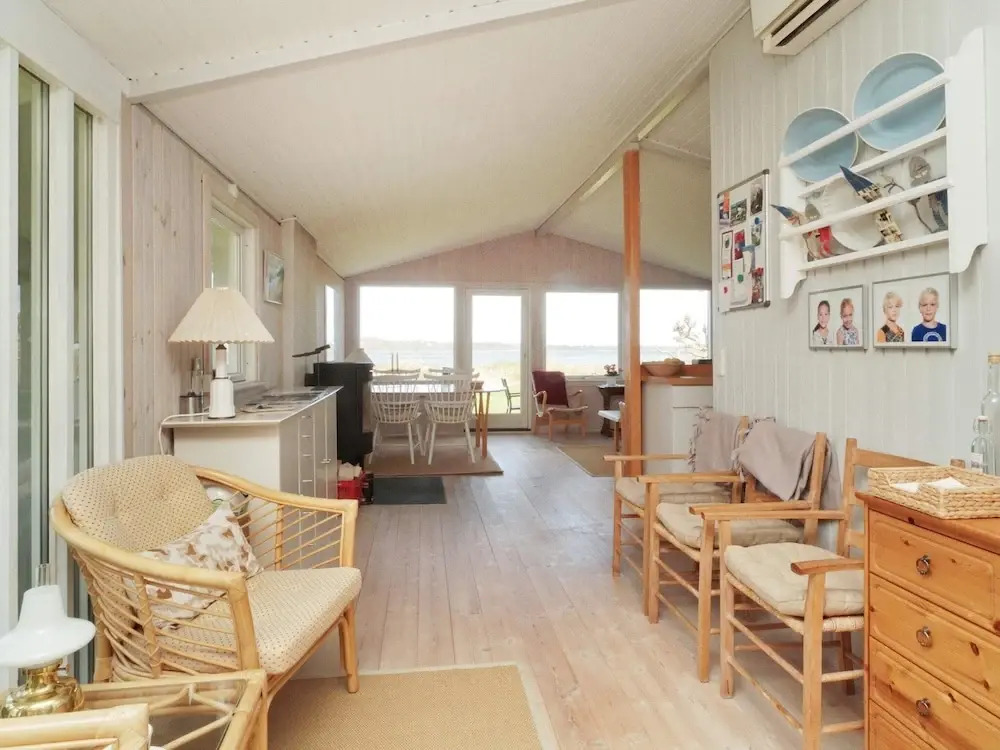 6 Person Holiday Home in Jaegerspris