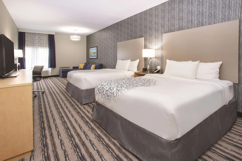 La Quinta by Wyndham Buffalo Amherst