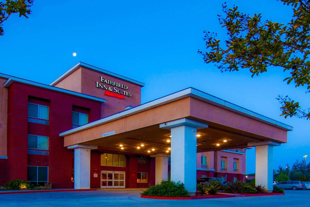 Fairfield Inn & Suites by Marriott Visalia Tulare