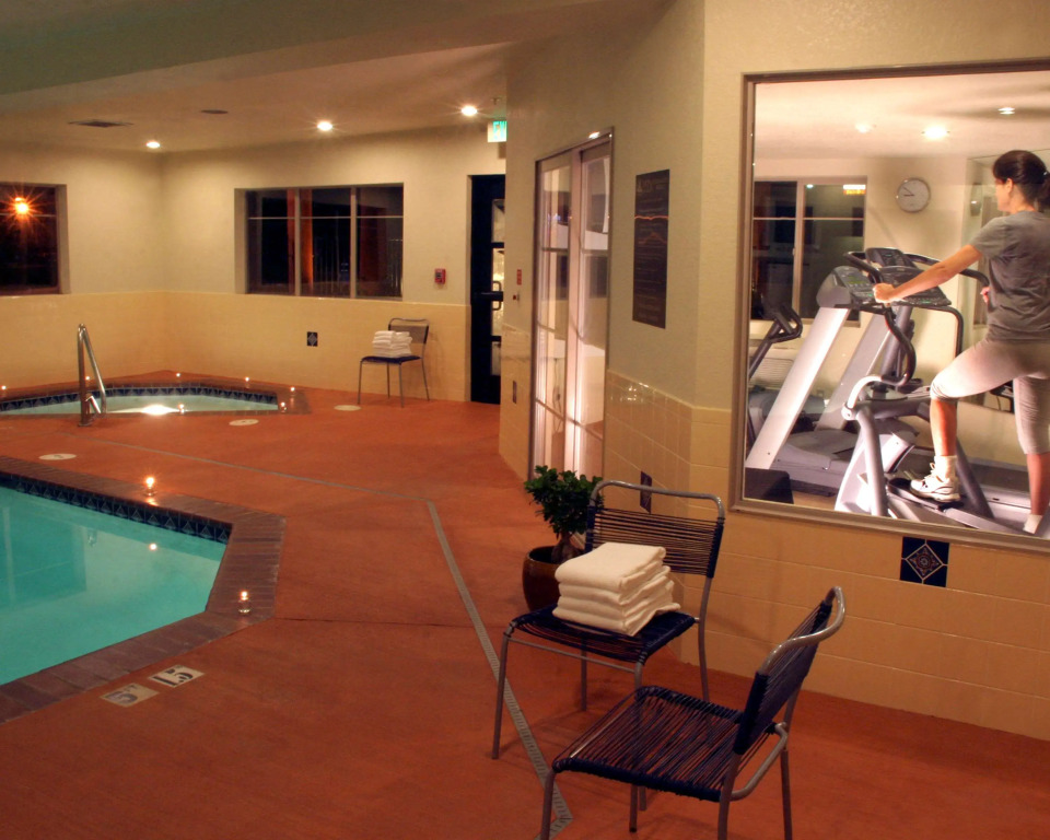 Best Western Snowcap Lodge