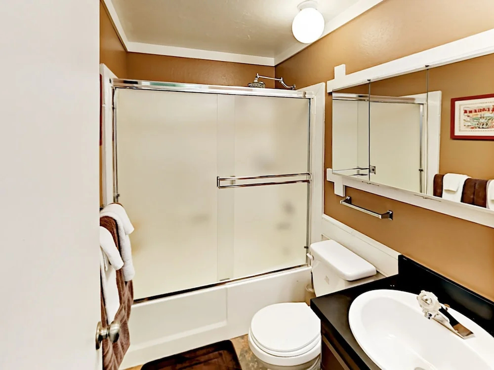 350 Yards To Lift! Private Hot Tub 3 Bedroom Townhouse