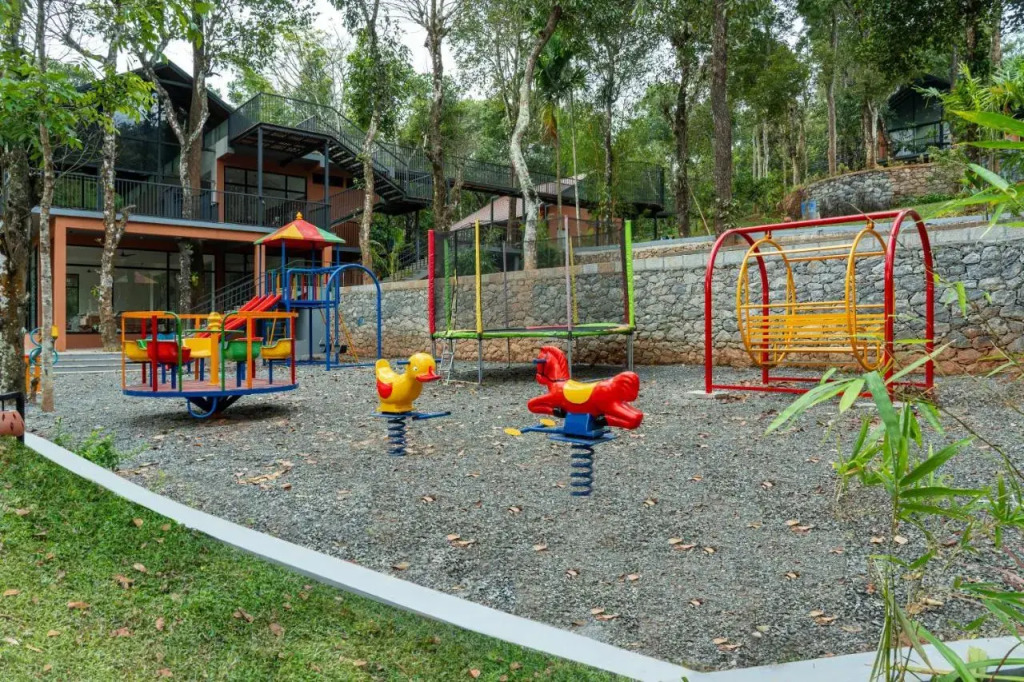 Crystal Kuruva Nature Resort & Spa