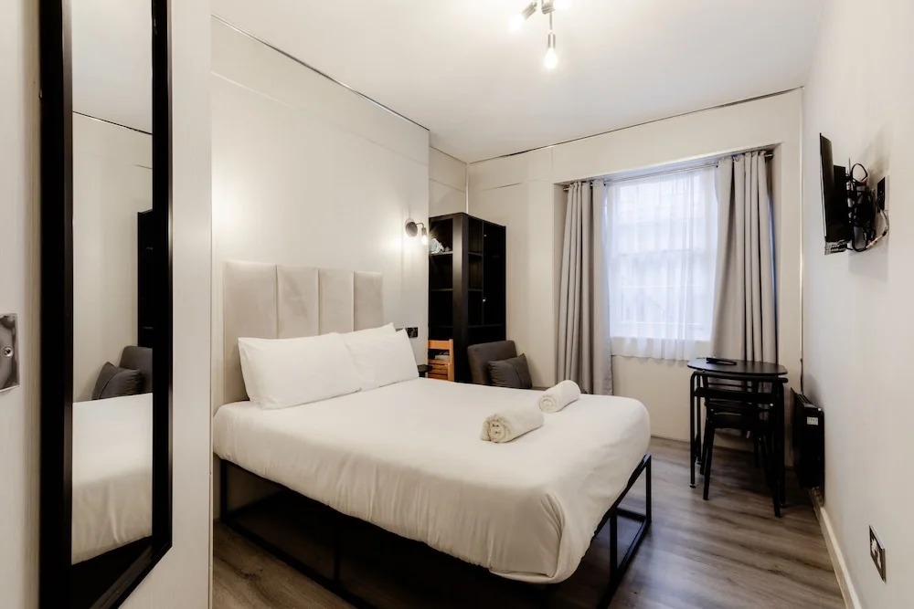 Britannia Hyde Park Hotel