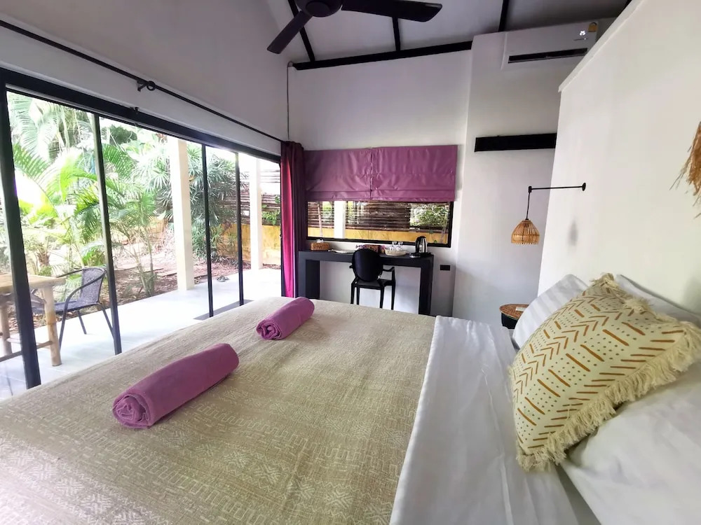 Jade cottages