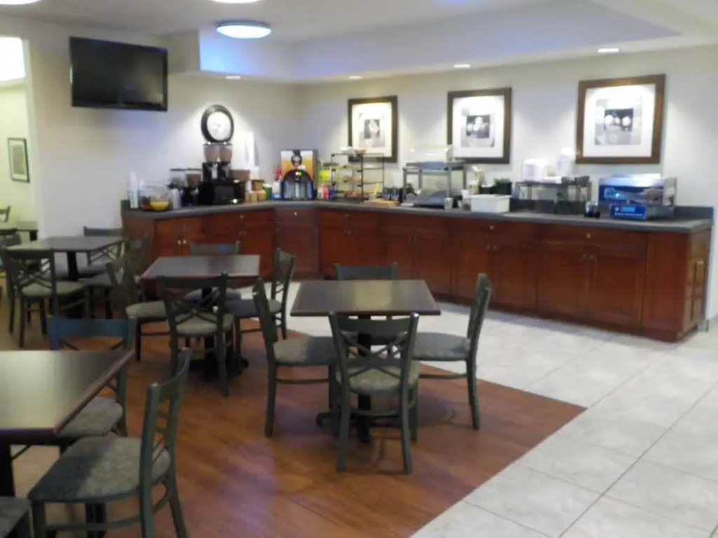 Best Western Louisville Airport Expo