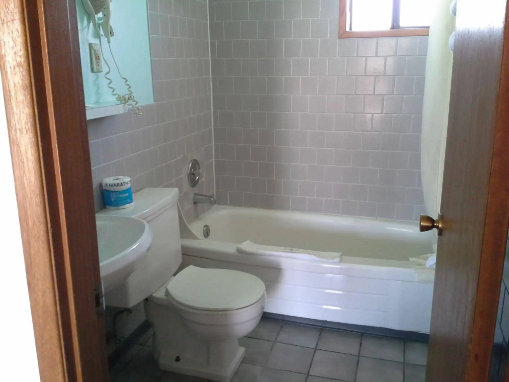Richland Inn and Suites