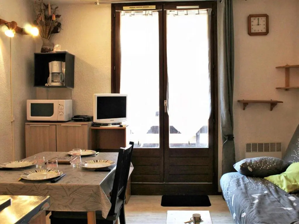 Appartement Risoul, 1 pièce, 4 personnes - FR-1-330-61