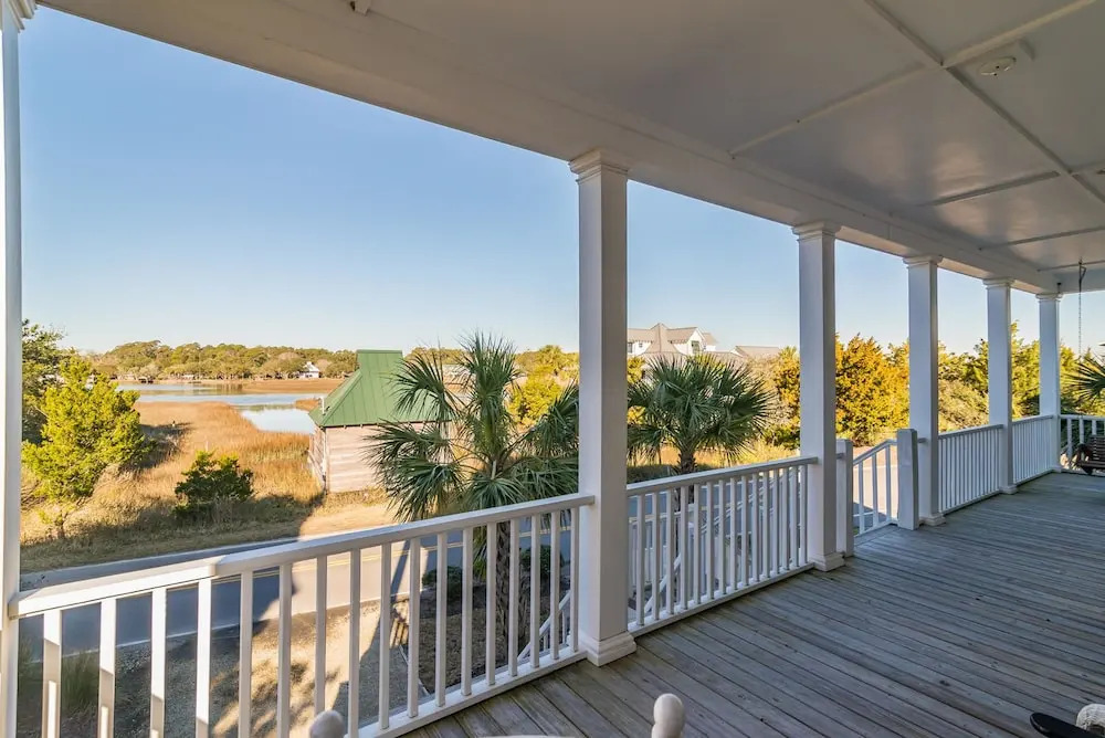 Carolina Corner - 5 Br Home