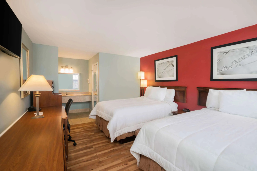 Travelodge by Wyndham Santee