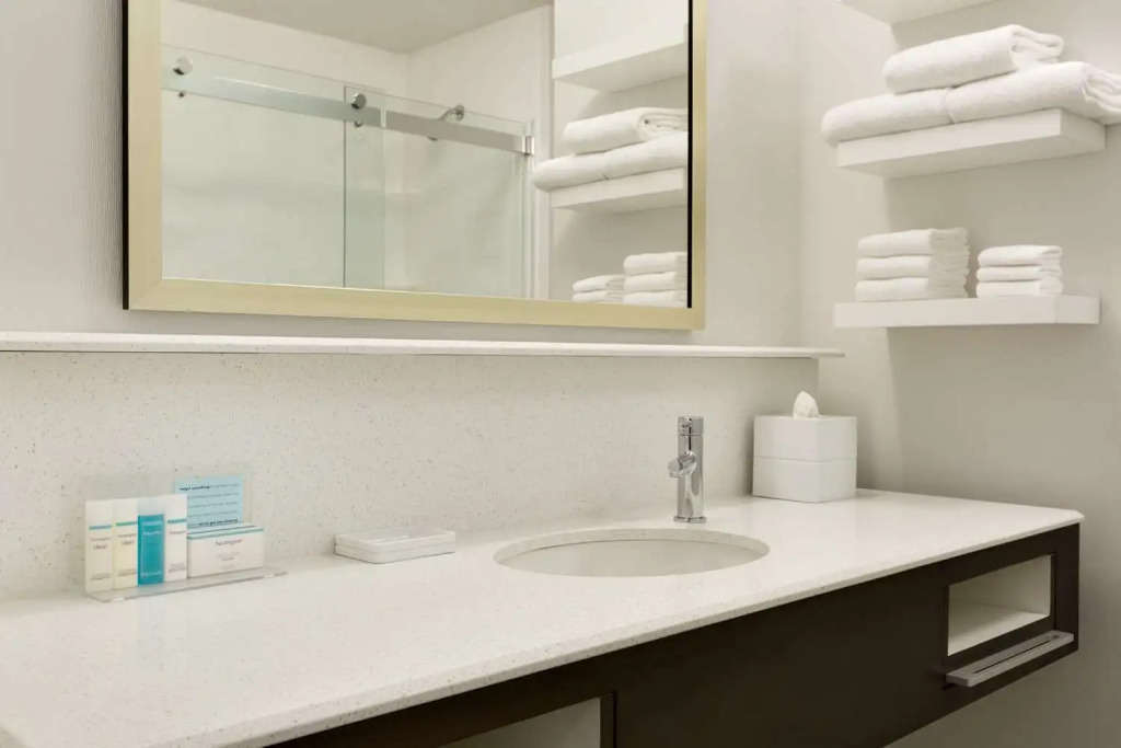 Hampton Inn North Olmsted Cleveland Airport