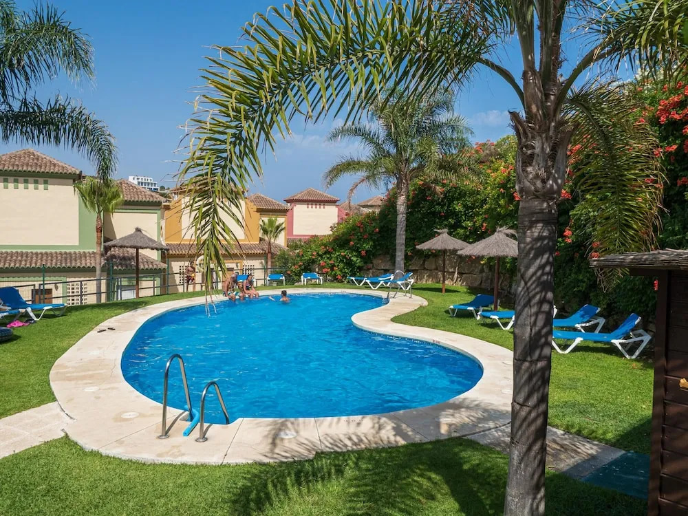 Jardines de Casares 5002