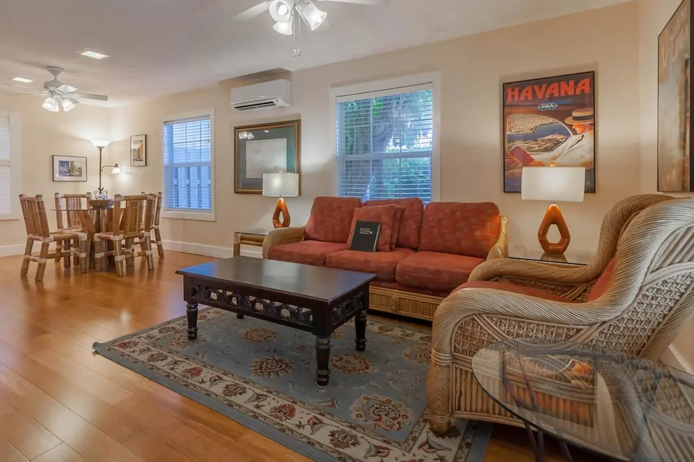 Old Town Suites